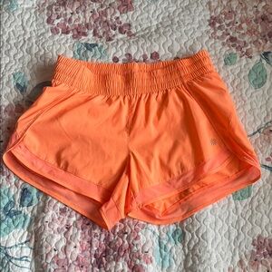 Athleta Mesh Racer Run Short 4”